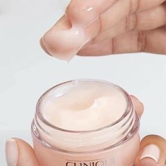 Kem dưỡng Clinique Moisture Surge 100-Hour Gel-Creme tươi trẻ, chống stress 15ml