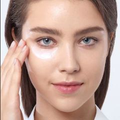 Kem dưỡng mắt Lancome Renergie Yeux chống nhăn, chảy sệ, sụp mí 5ml (HOT NEW)
