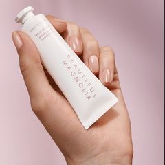 Kem dưỡng tay Estee Lauder Beautiful Magnolia Nourishing Hand Cream - 30ml (NEW)