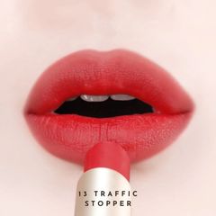 Son Bobbi Brown Luxe Matte Lipstick lì mịn, lâu trôi #825 Traffic Stopper - Đỏ Baby (HOT)