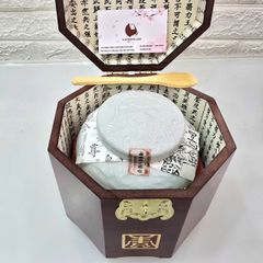 Cao hồng sâm Hoàng Hậu Hàn Quốc dưỡng nhan, ích mẫu, trẻ khoẻ dài lâu (NEW)