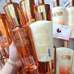 Sữa tắm Victoria Secret Amber Romance nồng nàn, quyến rũ - 250ml
