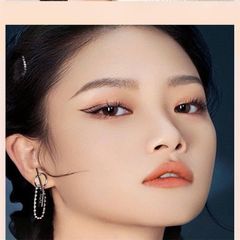 Set kem nền Kanebo Kate Light Glow che phủ tốt và căng mướt da (Limited)