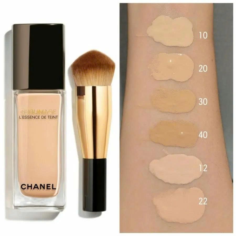 Kem nền Chanel L'essence De Teint căng mướt, mỏng nhẹ #BR12 trắng