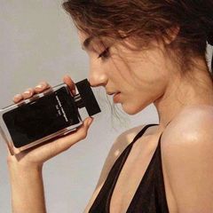 Nước hoa Narciso Rodriguez for her ngọt ngào, sang trọng và quyến rũ, EDT - 30ml