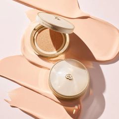 Set cushion The Whoo Luxury Golden cao cấp, căng mọng và cover tốt, TẶNG 2 lõi. 