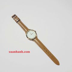 Đồng hồ nữ Anna Field mặt tròn ấn tượng, nổi bật.