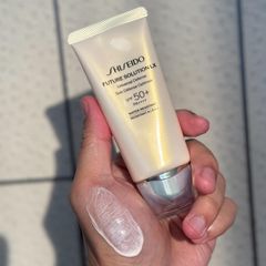 Kem chống nắng Shiseido Future Solution LX SPF50+, siêu cao cấp, rất đẹp, 7ml