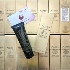 Sữa rửa mặt Shiseido Future Solution LX Extra Rich sạch sâu, chống lão hóa, 50ml