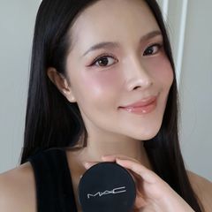 Phấn phủ Mac Studio Fix Powder Plus che phủ, mịn, kiềm dầu, #NC20 tự nhiên (New)