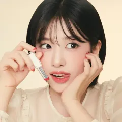 Son dưỡng Sum:37 Time Energy Moist Lip Balm căng mọng môi, #Coral - cam san hô