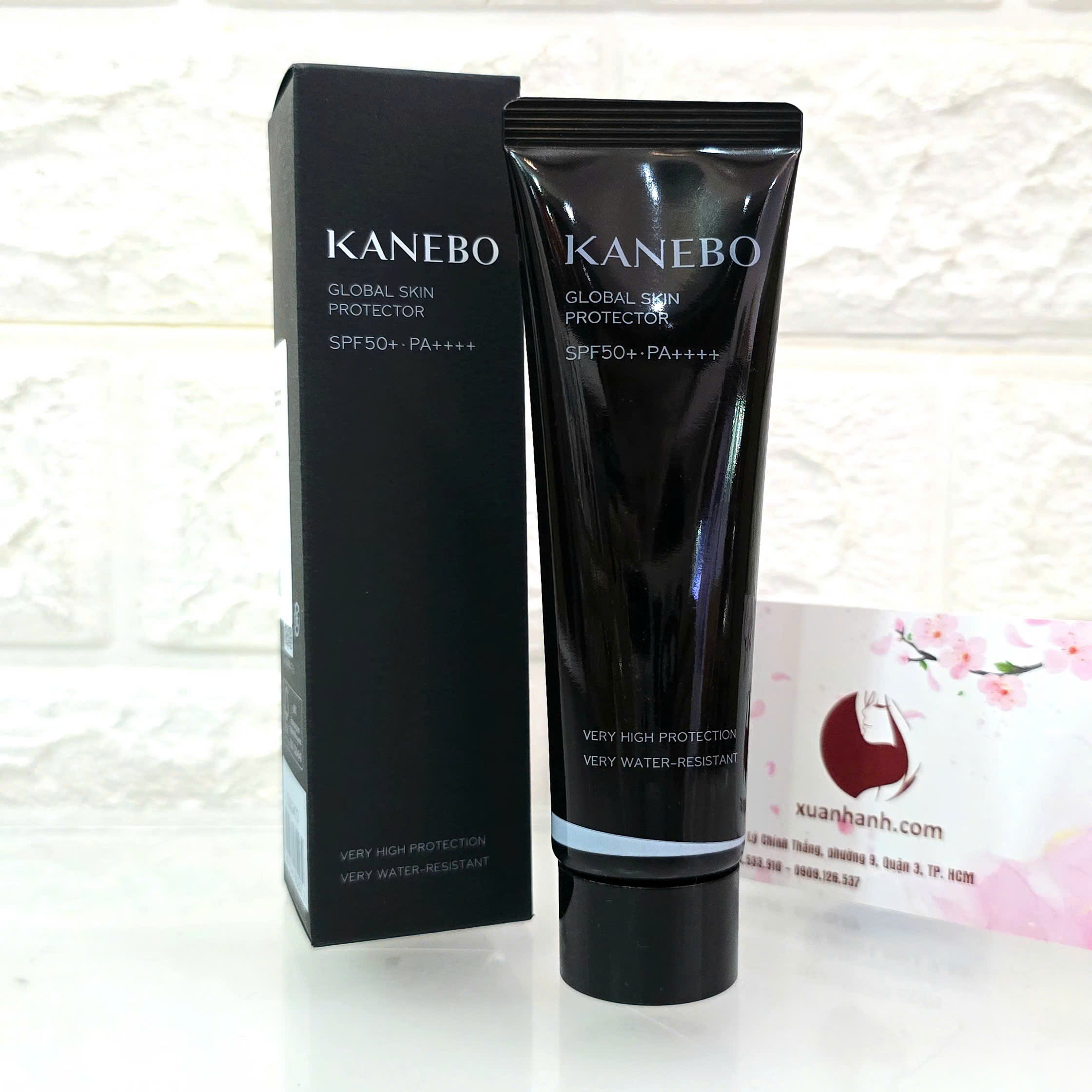 Kem chống nắng Kanebo GKC Skin Protector SPF50 bảo vệ tốt, lên da rất đẹp 60ml.