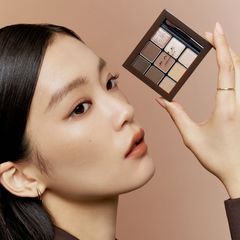 Phấn mắt và mày Kanebo Kate Mania tất cả trong một, kèm cọ 2 đầu, #EX-5 nâu đất 