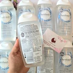 Dung dịch vệ sinh phụ nữ Femfresh 0% Sensitive Intimate Wash cao cấp cho da nhạy cảm, 250ml