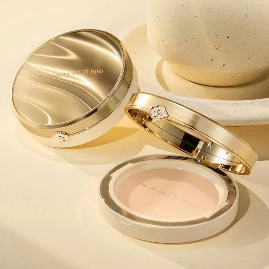 Phấn phủ The History Of Whoo Two Way Pact che phủ tốt, căng mịn da, #No.2 - sáng tự nhiên.
