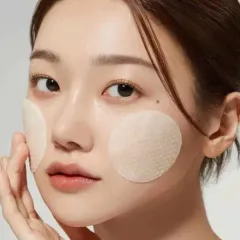 Mặt nạ CNP Laboratory Propolis Energy Ampule Pad sáng mịn và se nhỏ lỗ chân lông.