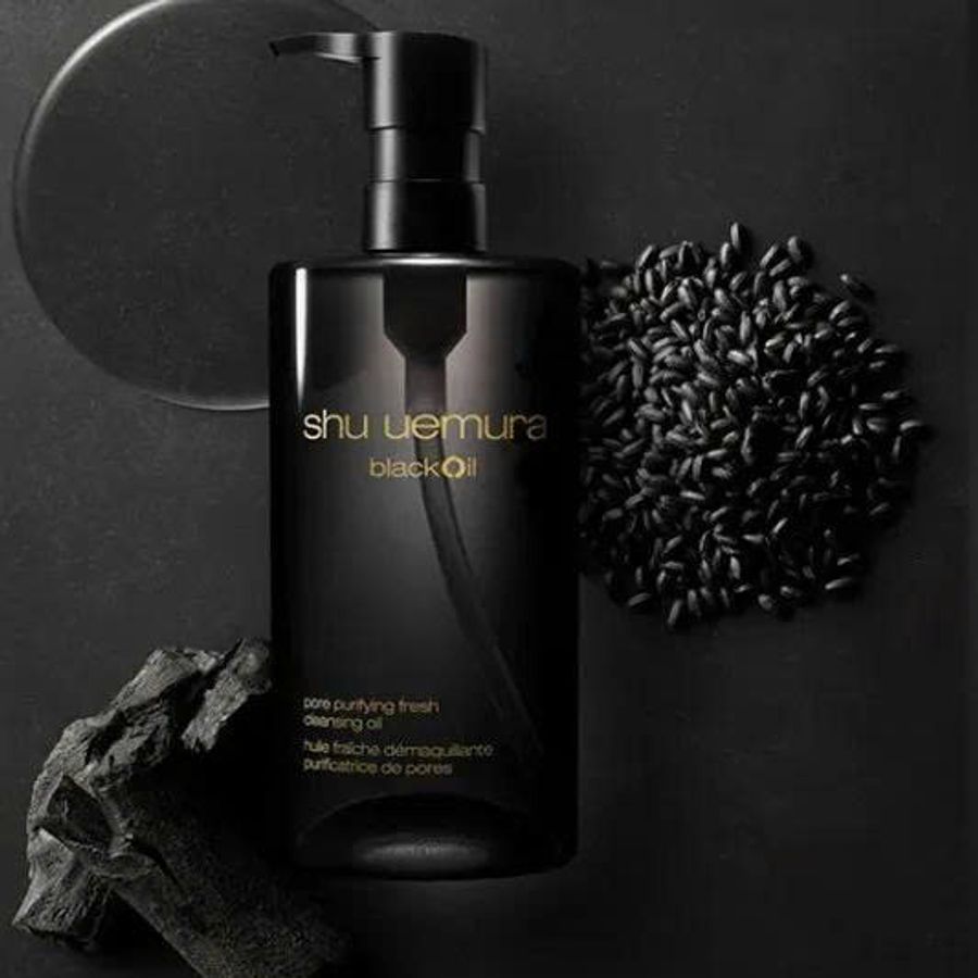 Dầu tẩy trang Shu Uemura Black Oil se khít lỗ chân lông, sạch bã nhờn - 50ml
