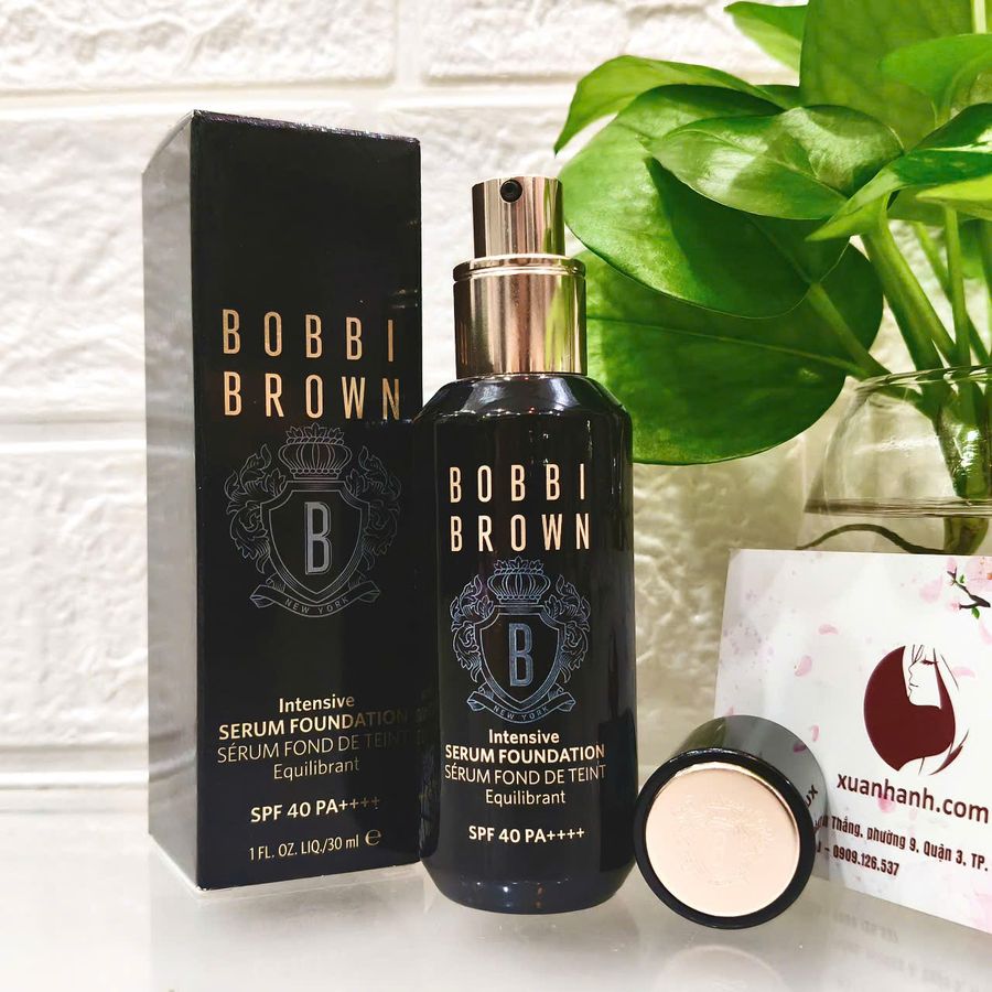 Kem nền Bobbi Brown Intensive Skin Serum SPF40, che phủ hoàn hảo lâu trôi, #W-026 Warrn Ivory