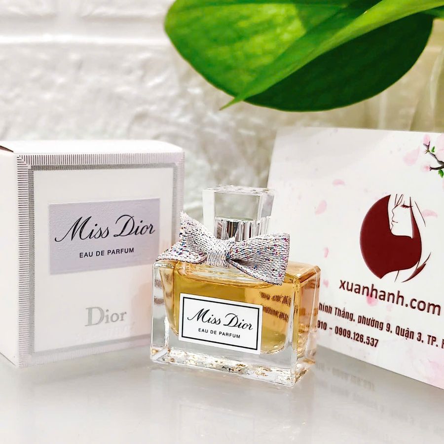 Nước hoa Dior Miss Dior Eau De Parfum sang trọng và quyến rũ - EDP, 5ml (new)