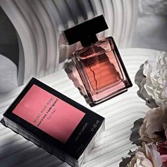 Nước hoa Narciso For Her Musc Noir Rose ngọt ngào, hiện đại và gợi cảm, 30ml - EDP