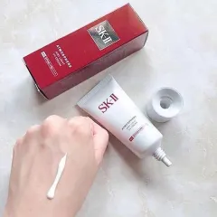 Kem chống nắng SKII ATMosphere Airy Light UV Cream SPF50/PA+++ bảo vệ da căng mượt