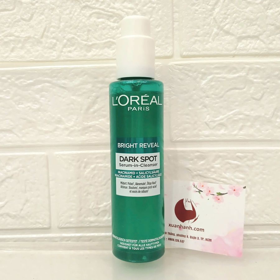 Sữa rửa mặt L'oreal Bright Reveal Dark Spot sáng da, se khít lỗ chân lông, 150ml