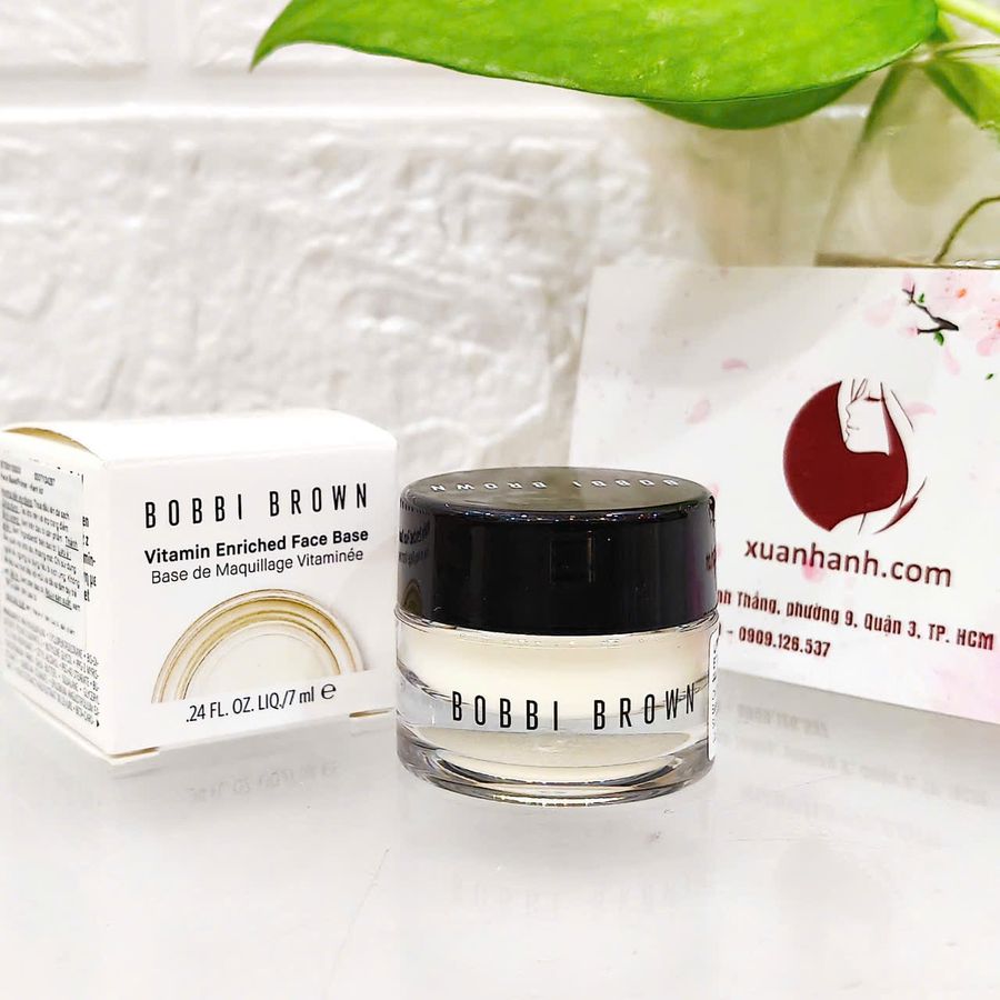 Kem lót Bobbi Brown Vitamin Enriched Face Base căng mọng và rạng rỡ làn da, hủ 7ml.