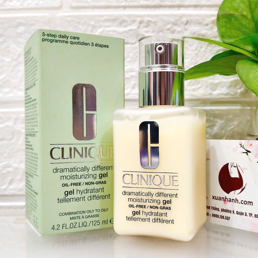 Dưỡng ẩm Clinique Dramatically Diferent Oil-Free Gel kiềm dầu và căng mịn da, 125ml