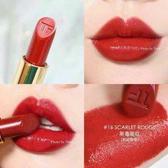 Son Tom Ford Lip Color dòng son thượng hạng, #16 Scarlet Rouge - đỏ thuần sang trọng.
