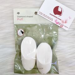 Bông mút tán kem nền TFS Diamond Shaped Puff dễ tán và mướt mịn.