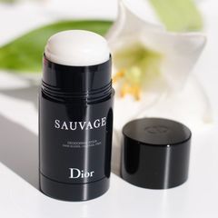 Lăn khử mùi Dior Sauvage Deodorant Stick sang trọng, lịch lãm và ấm áp - 75g