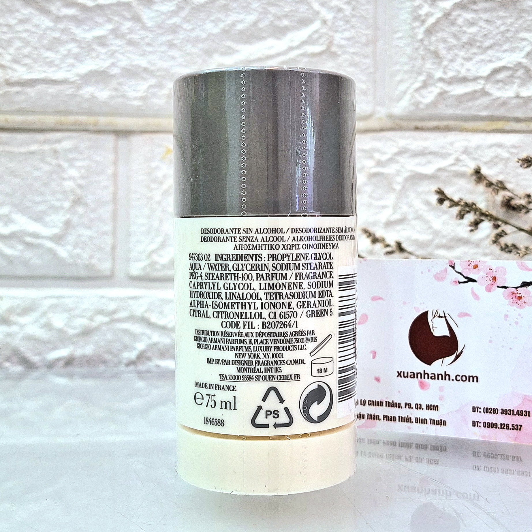 Lăn khử mùi nam Acqua di Giò Giorgio Armani, kháng khuẩn với hương nước hoa quyến rũ