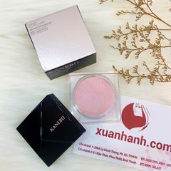 Phấn mắt Kanebo GKC Mono Eye Shadow mịn đẹp, #01 Soft Pink tone hồng nữ tính, dịu ngọt.