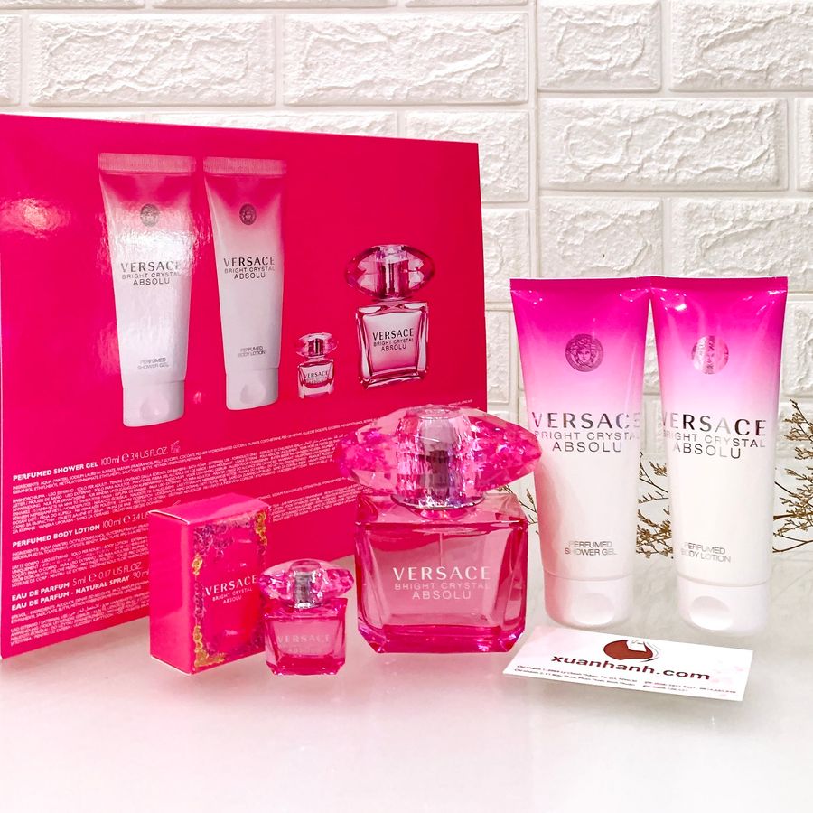 Set nước hoa Versace Bright Crystal Absolu sang trọng, ngọt ngào và hiện đại - 4sp (New)