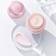 Kem dưỡng Shiseido White Lucent Brightening Gel Cream căng mịn, trắng da - 50ml