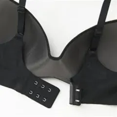 Áo ngực Uniqlo Wireless Bra Beauty Light không viền, không gọng, #Black - size S