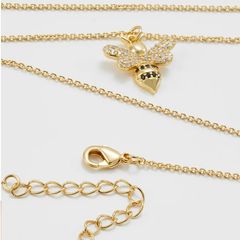 Dây chuyền Sweet Deluxe mặt hình chú ong đính đá xinh xắn, độc lạ 