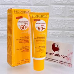 Chống nắng Bioderma Photoderm Max Aqua Fluide SPF 50+ dạng sữa lỏng, thoáng nhẹ da