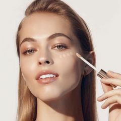 Kem che khuyết điểm Estee Lauder Double Wear Radiant che phủ tốt, lâu trôi, 2W - Light Medium