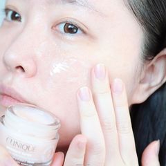 Kem dưỡng Clinique Moisture Surge 100H Auto-Replenishing tươi trẻ, chống stress - 30ml (New)