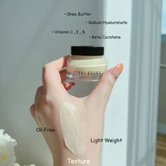 Kem lót Bobbi Brown Vitamin Enriched Face Base căng mọng, mịn màng và rạng rỡ làn da.