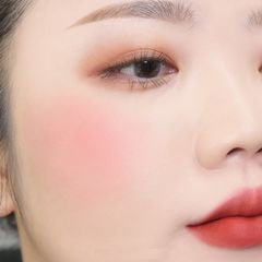 Bảng má hồng và highlight Estee Lauder Limited tone màu nữ tính, dễ dùng - #Glow