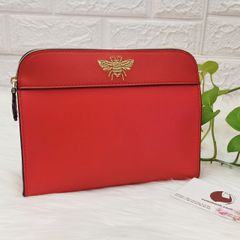 Túi mỹ phẩm Estee Lauder màu đỏ sang trọng, cá tính, họa tiết  "chú ong" ấn tượng