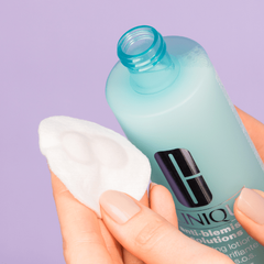 Nước hoa hồng Clinique Anti-Blemish Clarifying Lotion cân bằng độ ẩm cho da dầu mụn.