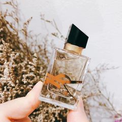 Nước hoa Yves Saint Laurent Libre EDP sang trọng, gợi cảm và cuốn hút - 7.5ml