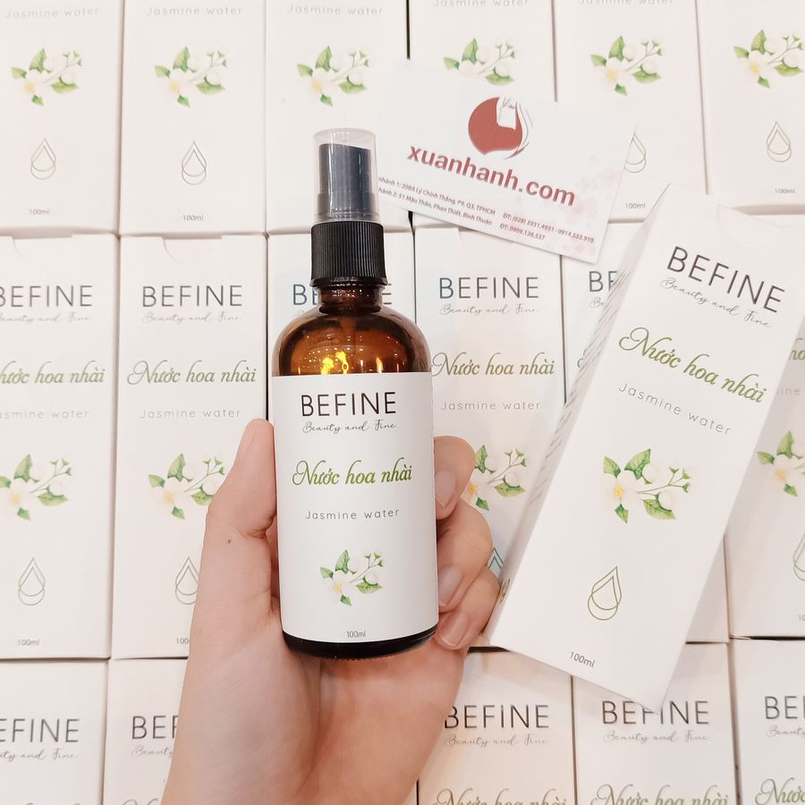 Nước Hoa Nhài Befine cân bằng độ ẩm cho da, tươi mới và giúp da căng mượt.
