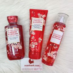 Kem dưỡng thể Bath & Body Works Japanese Cherry mềm mịn và thơm ngọt ngào, nữ tính.