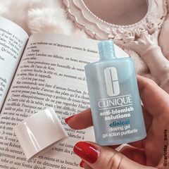 Gel chấm mụn Clinique Anti-Blemish Solutions Clearing Gel điều trị mụn nhanh chóng, 30ml