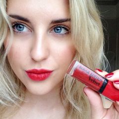Son Bourjois Rouge Edition Velvet chất kem lì và bám môi, #01 Personne Ne Rouge đỏ tươi