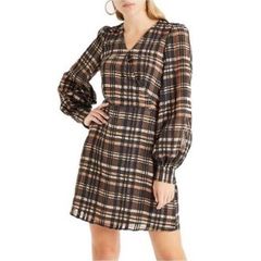Đầm Vero Moda dáng xòe, cổ đắp chéo, họa tiết caro thanh lịch, nữ tính 